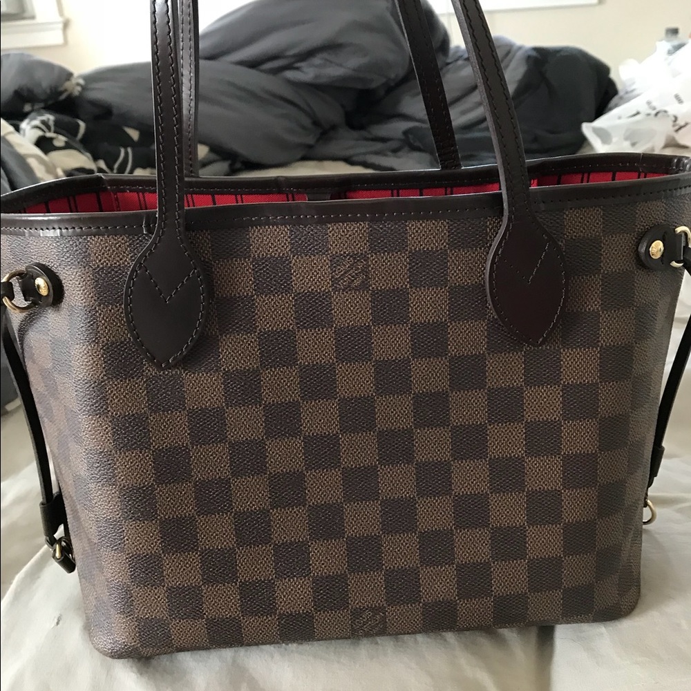 Louis Vuitton Damier Ebene Neverfull PM